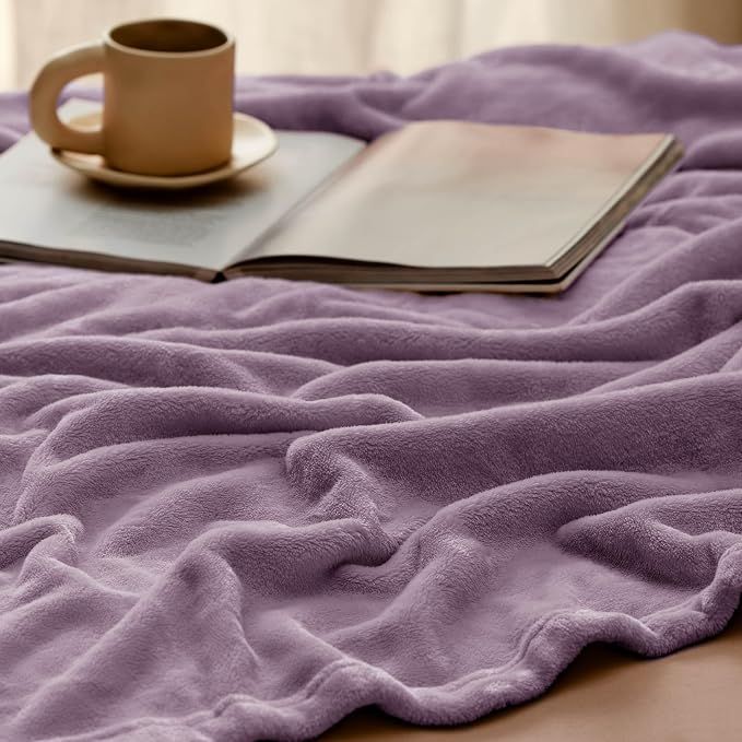 Bedsure GentleSoft Fleece Blankets Twin Size Fog Purple - Image 5