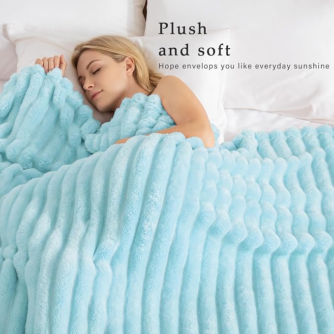 Exclusivo Mezcla Striped Twin Size Fleece Blanket - Image 2