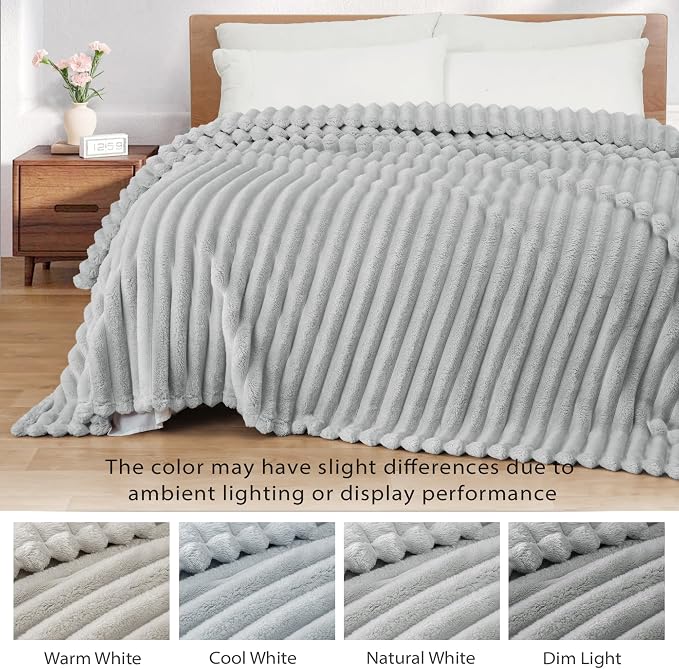 Exclusivo Mezcla Striped Queen Size Fleece Blanket - Image 3