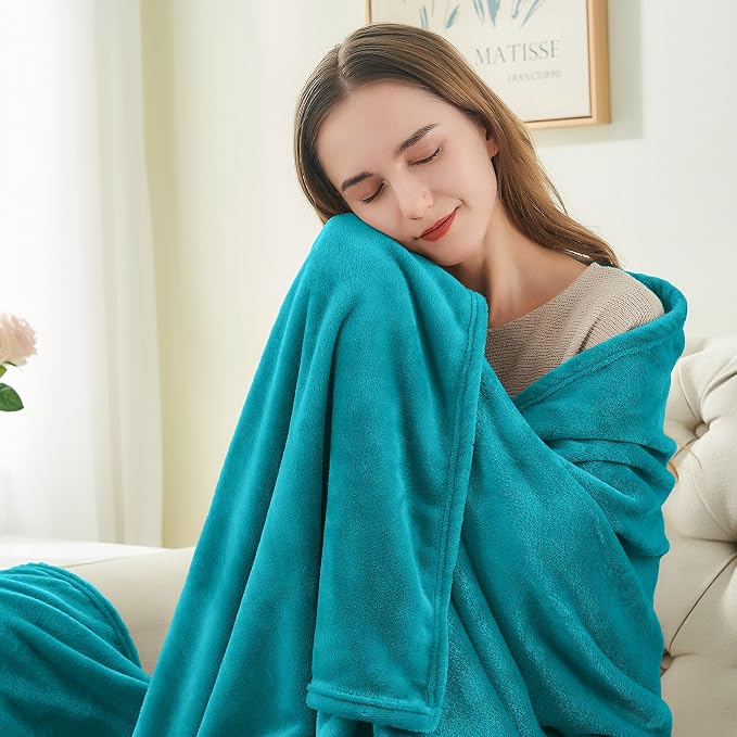BEDELITE Fleece Blanket Soft Plush Throw - Image 3