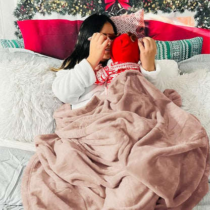Bedsure GentleSoft Fleece Throw Blanket Dusty Pink - Image 5