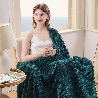 NEWCOSPLAY Fleece Ribbed Cozy Queen Blanket - Image 8