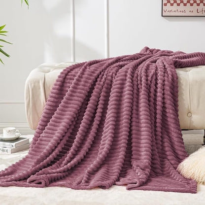 BEDELITE 3D Ribbed Jacquard Plum Fleece Twin Blanket - Image 7