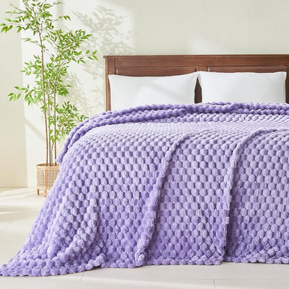 NEWCOSPLAY Fleece Clouds Cozy Queen Blanket - Image 2