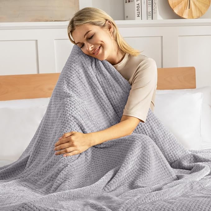 Exclusivo Mezcla Soft Waffle Fleece Bed Blanket Queen Size, Light Gray | - Image 2