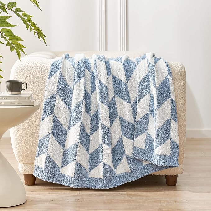 Snuggle Sac Chevron Throw Blanket - Image 4