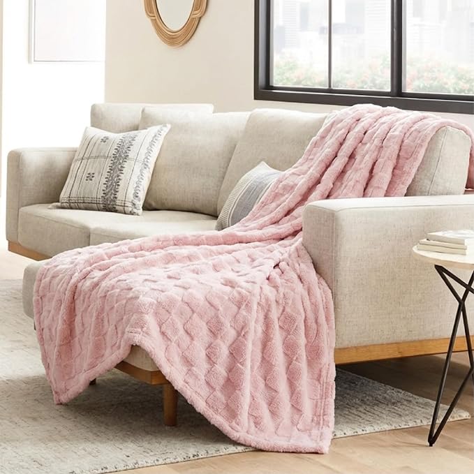 Bedsure GentleSoft Baby Pink Throw Blanket - Image 6