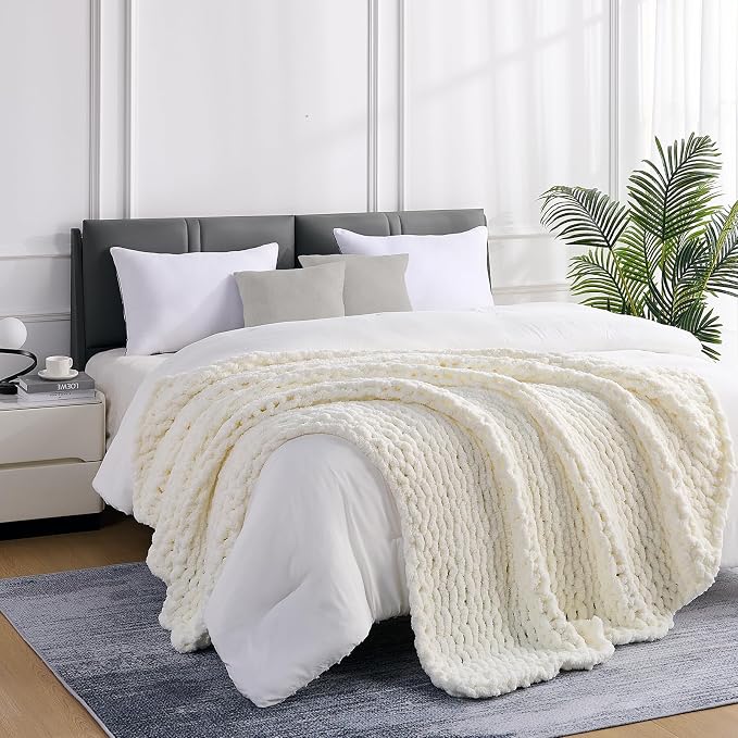L'AGRATY Chunky Knit Throw Blanket - Image 2