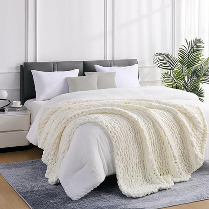 L'AGRATY Chunky Knit Throw Blanket - Image 2