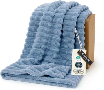 Bedsure Soft Twin XL Blanket for Bed Dorm Blue 66"x90" | Birthday Gifts for by Unknown