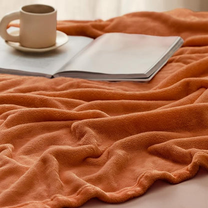 Bedsure Orange Throw Blankets Fleece Blanket Twin Blanket - Image 4