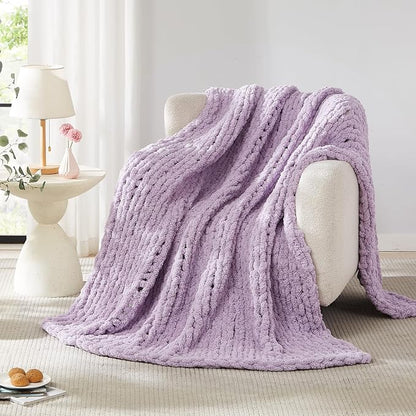 L'AGRATY Chunky Knit Throw Blanket by LAGRATY