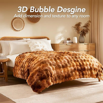 L'AGRATY Faux Fur Throw Blanket - Image 3