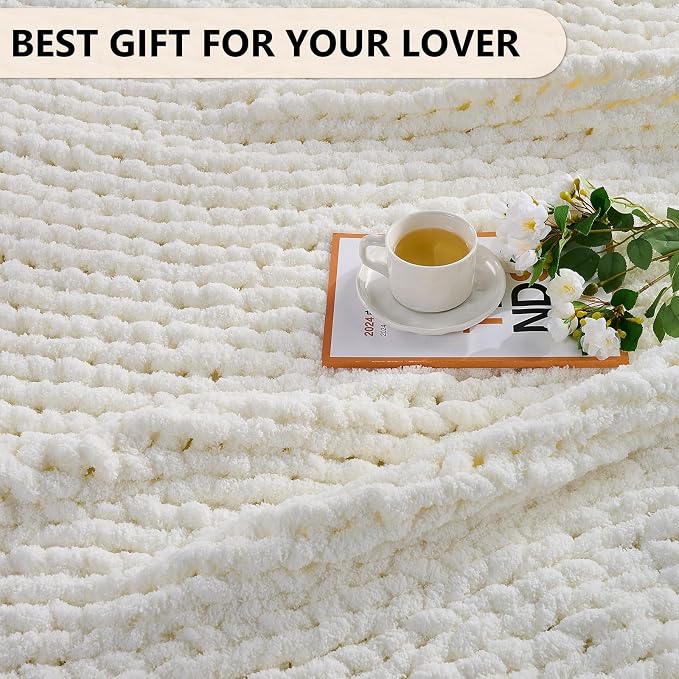 L'AGRATY Chunky Knit Throw Blanket - Image 7