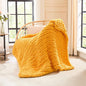 L'AGRATY Chunky Knit Throw Blanket by LAGRATY
