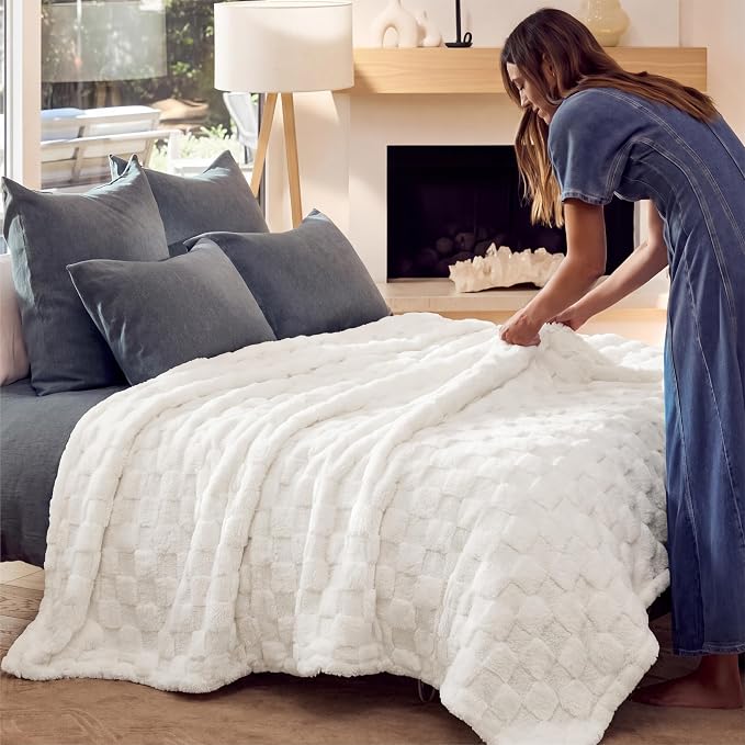 Bedsure GentleSoft King Size Blanket - Image 9