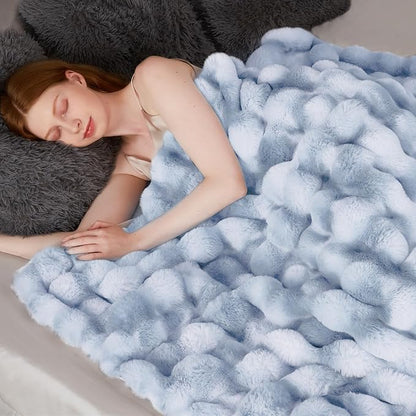 Luxury 1000GSM Faux Rabbit Fur Throw Blanket, Super Heavy Warm Cozy Grey - Image 4
