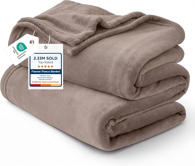 Bedsure GentleSoft Fleece Bed Blankets Queen Size Mocha Brown by Unknown