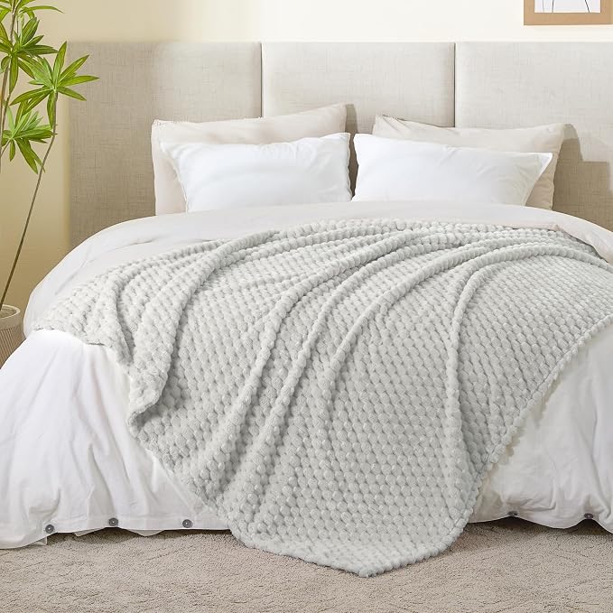 BEDELITE Light Grey Twin Blanket - Image 3