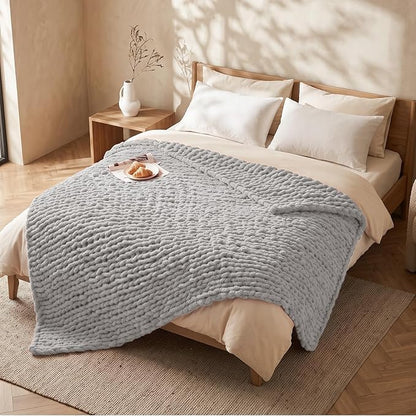 L'AGRATY Chunky Knit Throw Blanket - Image 8