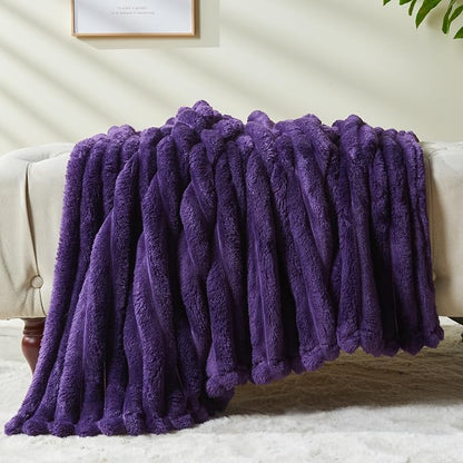 NEWCOSPLAY Fleece Ribbed Cozy Queen Blanket - Image 8