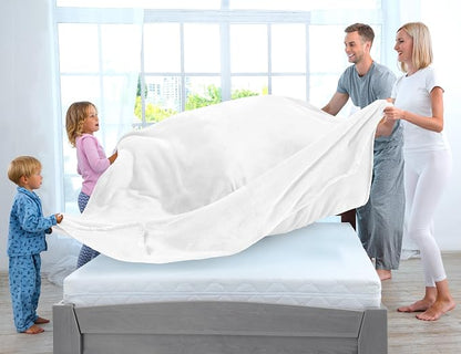 Utopia Bedding Ultra Soft Fleece Bed Blanket Queen Size White | Microfiber - Image 3