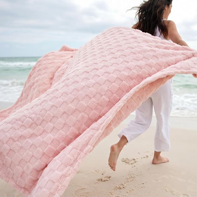 Bedsure GentleSoft Twin XL Blanket - Image 2