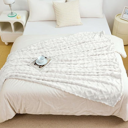 Aganear Fleece Throw Blanket for Bed Couch 90"x108" White | Lightweight Fuzzy - Image 7