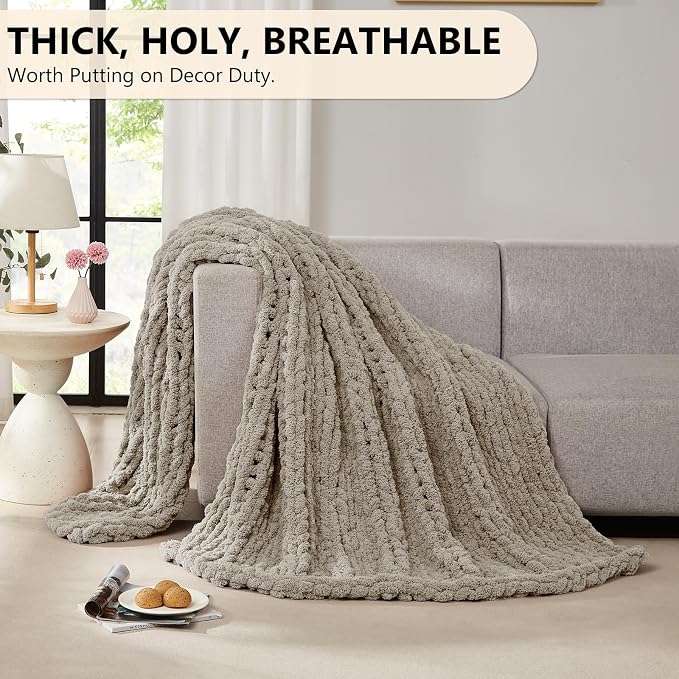 L'AGRATY Chunky Knit Throw Blanket - Image 5