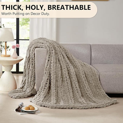 L'AGRATY Chunky Knit Throw Blanket - Image 5
