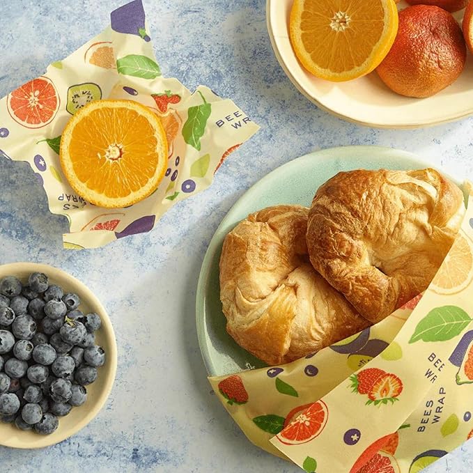 Bee's Wrap Beeswax Wraps for Food - Made in USA Reusable & Organic Food Wraps, Sandwich Wrap & Bowl Covers - Eco-Friendly Alternative to Aluminum Foil & Plastic Wrap, Fresh Fruit 3 Pack (S, M, L)