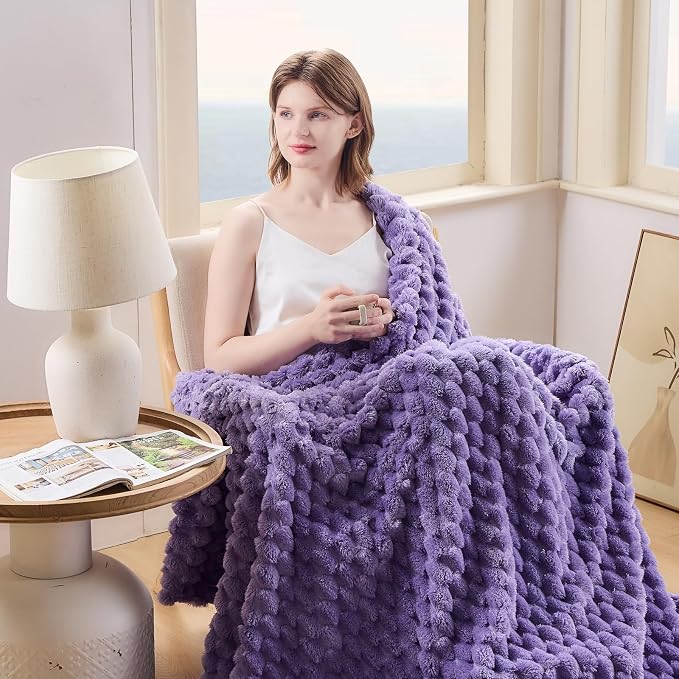 NEWCOSPLAY Fleece Clouds Cozy Throw Blanket - Image 2