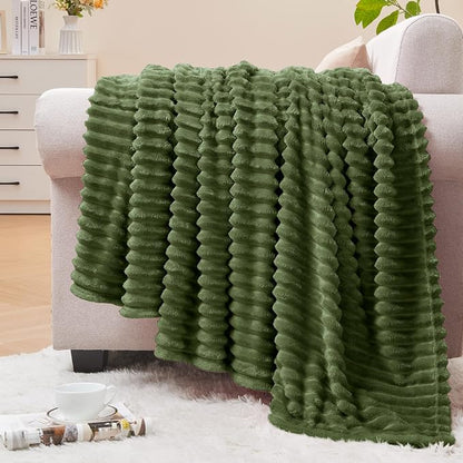 BEDELITE 3D Ribbed Jacquard Moss Fleece Twin Blanket by BEDELITE
