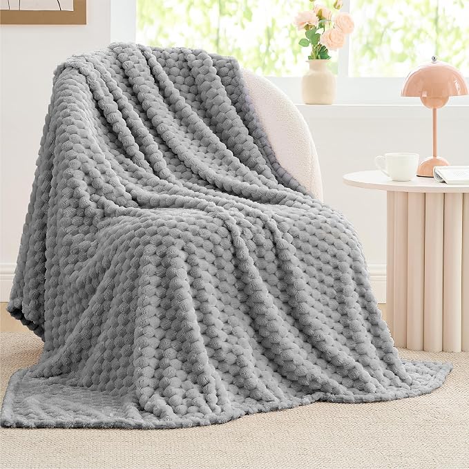 BEDELITE Grey Throw Blanket for Couch, Soft Cozy Gifts for Women, 50 * 60 | 3D by BEDELITE