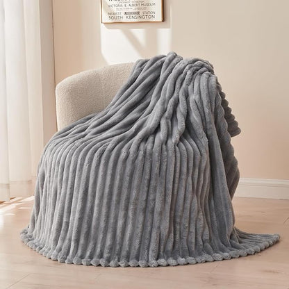 NEWCOSPLAY Fleece Ribbed Cozy Queen Blanket - Image 9