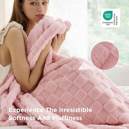 Bedsure GentleSoft Pink Twin Blanket - Image 4