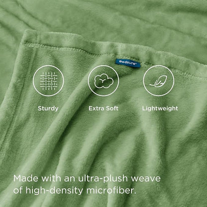 Bedsure GentleSoft Green Throw Blanket - Image 4