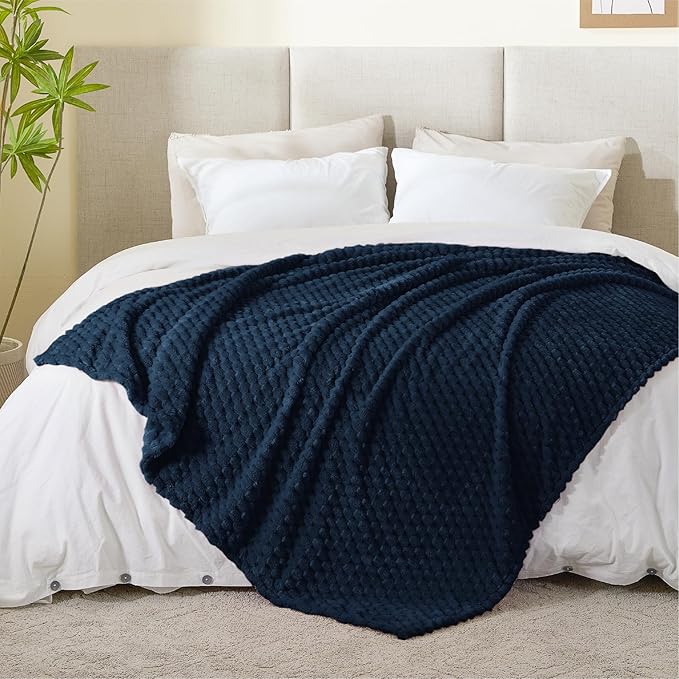 BEDELITE Navy Twin Blanket for Couch, Soft Cozy Gifts for Women, 60 * 80 | 3D - Image 5