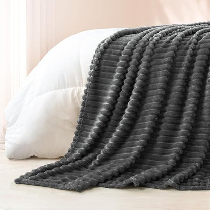 Exclusivo Mezcla Striped Twin Size Fleece Blanket - Image 6