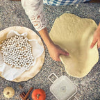 PLANTIONAL Ceramic Pie Weights, 1.32Lb Reusable 10mm Baking Beads with Wheat Straw Container, Natural Ceramic Stoneware Baking Beans for Pie Crust Pastry (Beige)