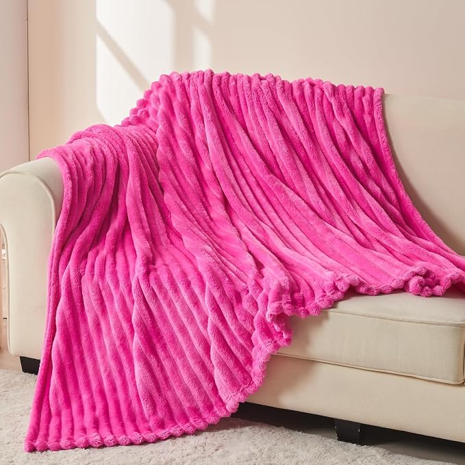 NEWCOSPLAY Fleece Ribbed Cozy Twin Blanket - Image 3