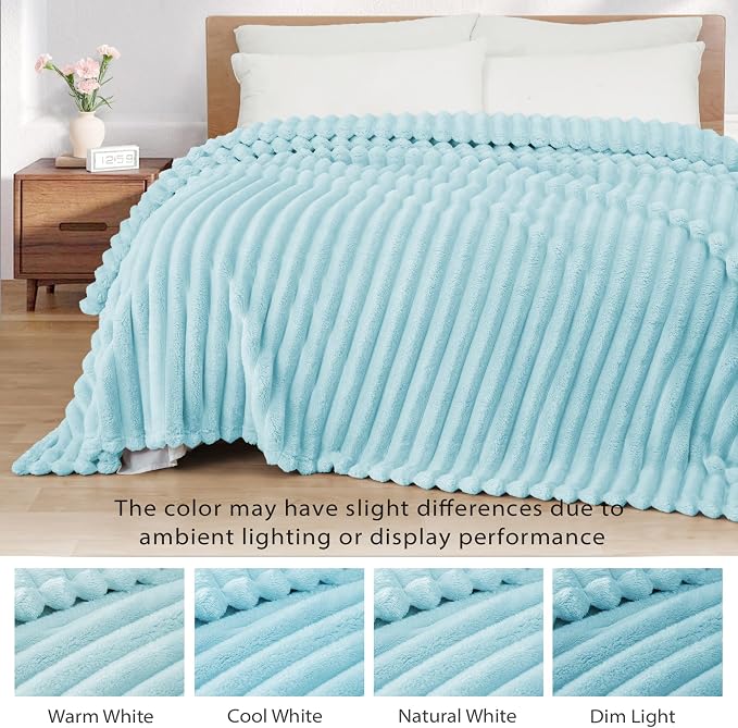 Exclusivo Mezcla Striped King Size Fleece Blanket - Image 3
