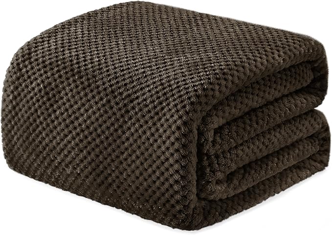 Exclusivo Mezcla Large Waffle Fleece Throw Blanket - Image 8