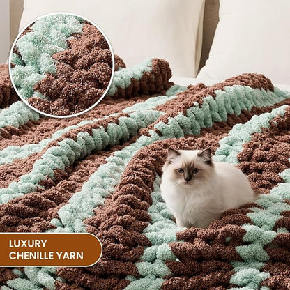 L'AGRATY Chunky Knit Throw Blanket - Image 3