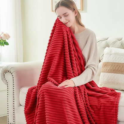 BEDELITE 3D Ribbed Jacquard Red King Size Blankets - Image 3