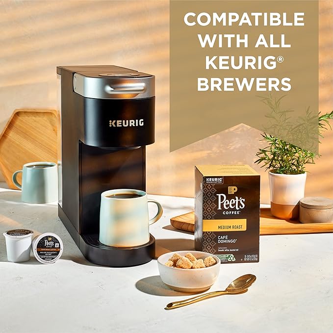 Peet's Coffee, Dark Roast Decaffeinated Coffee K-Cup Pods for Keurig Brewers - Decaf House Blend 88 Count (4 Boxes of 22 K-Cup Pods) (Pack of 2)