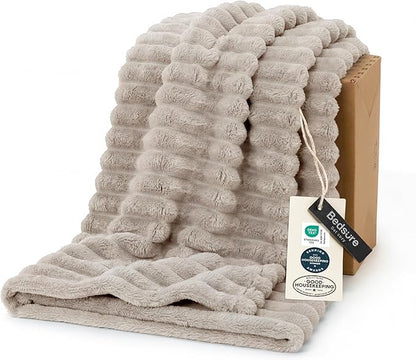 Bedsure Soft Twin XL Blanket for Bed Dorm Beige 66"x90" | Birthday Gifts for by Unknown