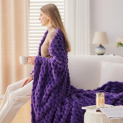 NEWCOSPLAY Fleece Clouds Cozy Twin Blanket - Image 4