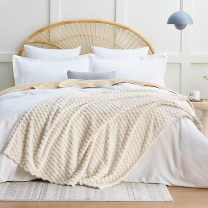 EXQ Home Fleece Throw Blanket for Couch or Bed - Image 2
