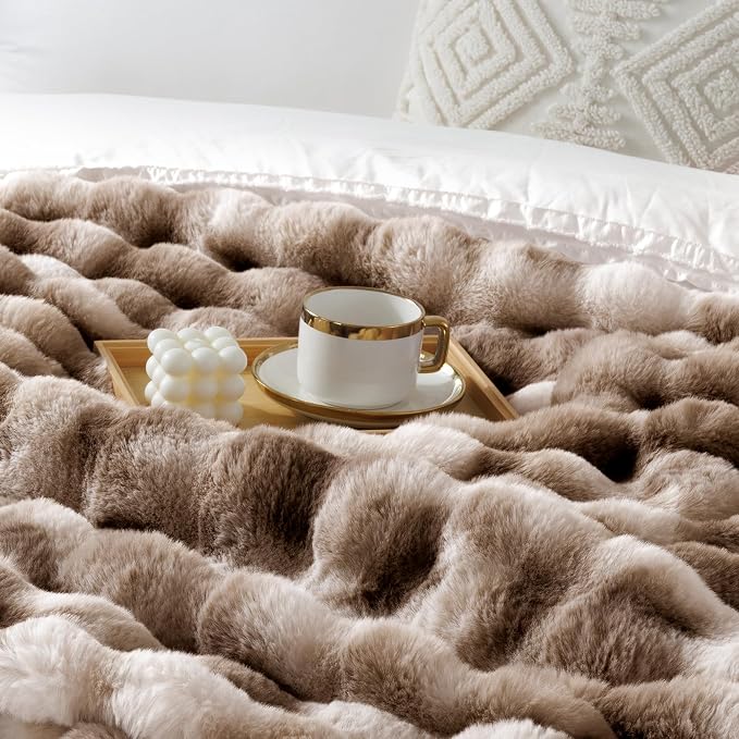 Luxury 1000GSM Rabbit Faux Fur Blanket, Super Heavy Warm Cozy Brown Blankets - Image 5